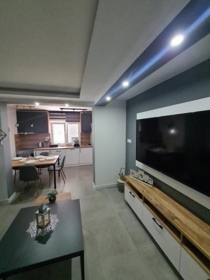 Apartment Nikcevic ติวัต ภายนอก รูปภาพ