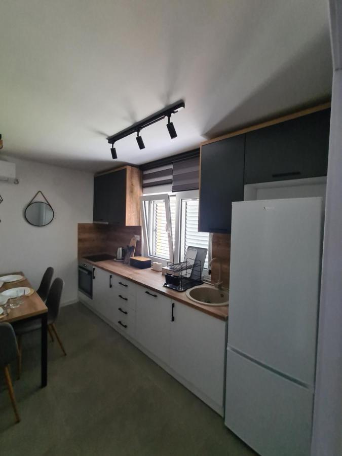 Apartment Nikcevic ติวัต ภายนอก รูปภาพ